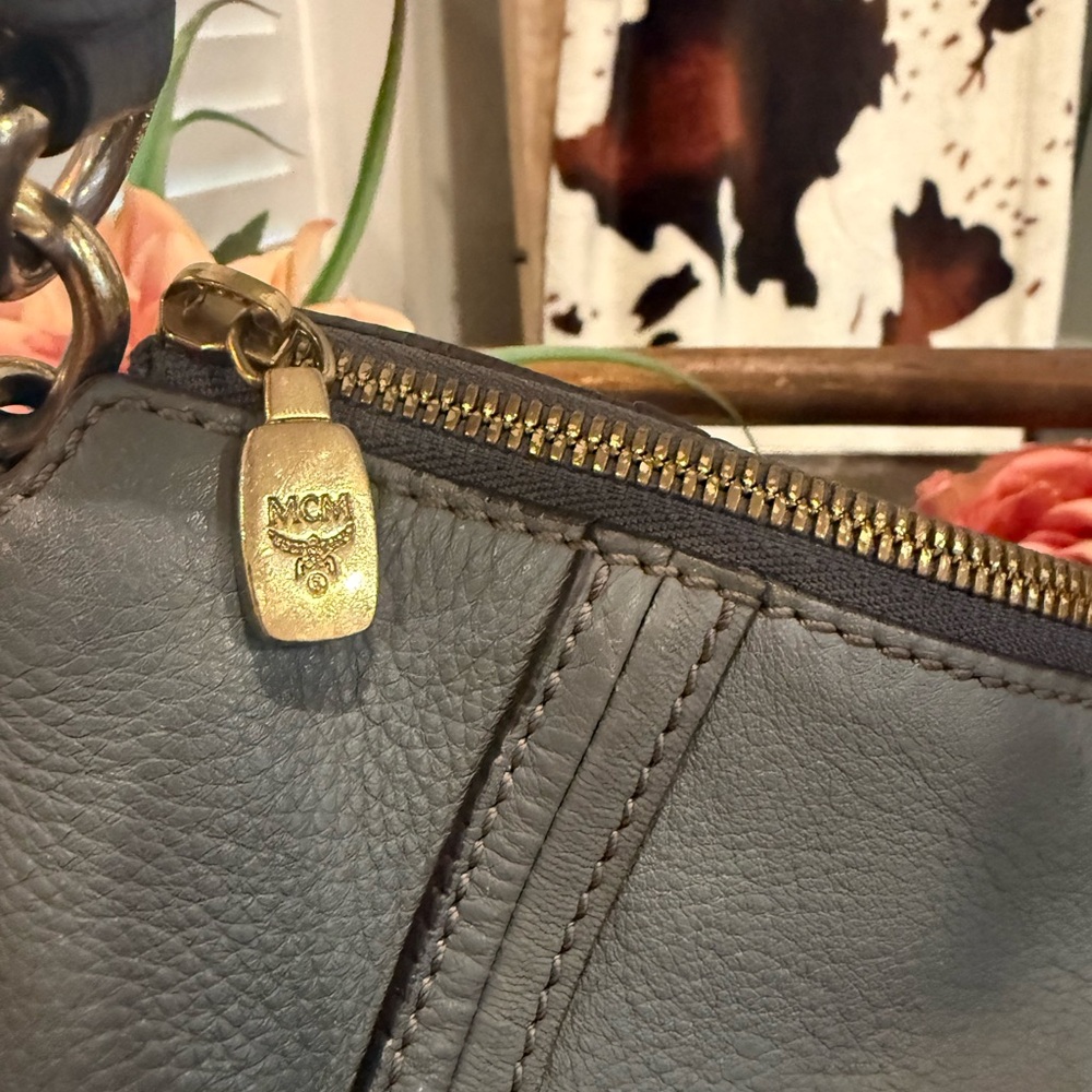 MCM Gray Leather 2-Way - Picture 7 of 14